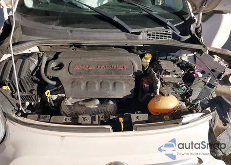 2016 Fiat 500X Trekking из США, поврежденный, VIN ZFBCFYCT3GP367396